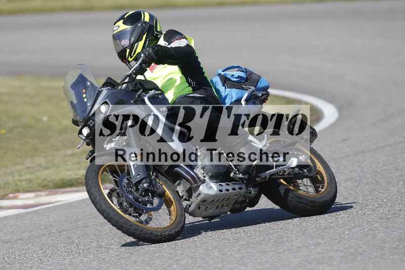 /01 02.04.2026 MAZ ADR/Gruppe gelb Gruppe gruen/Instruktoren